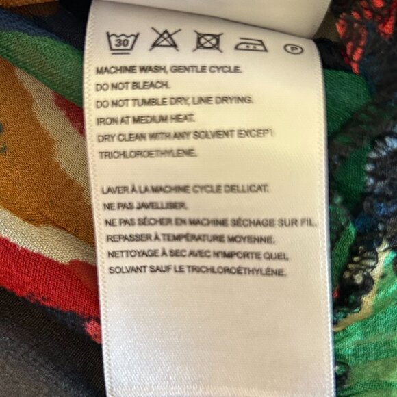 Farm Rio Smocked Ruffle Blouse Chevron Forest Print S Tropical Statement - Picture 8 of 9